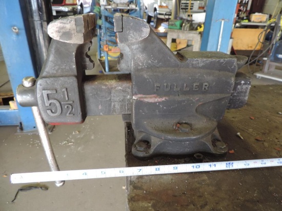 Metal rolling cart with Fuller 5 1/2 vise.