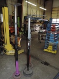 3 adjustable pipe stands.
