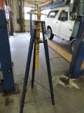 Lincoln adjustable pipe stand.