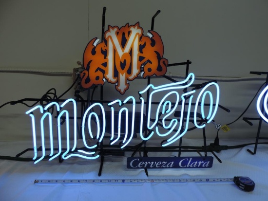 Montejo Cerveza Clara neon sign.