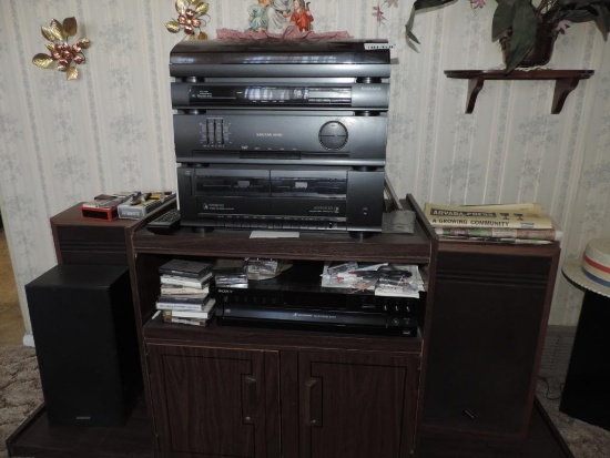 Magnavox stereo- Sony CDP-CE500 CD player.