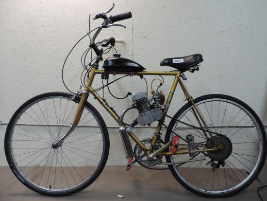 Fuji Dynamic 10 bike with whizzer style motor.
