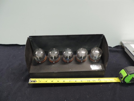 Five National Electronics 8091 number bulbs with housing.
