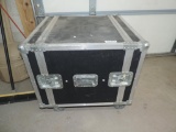 Shock mounted rack road case. 28x26x21