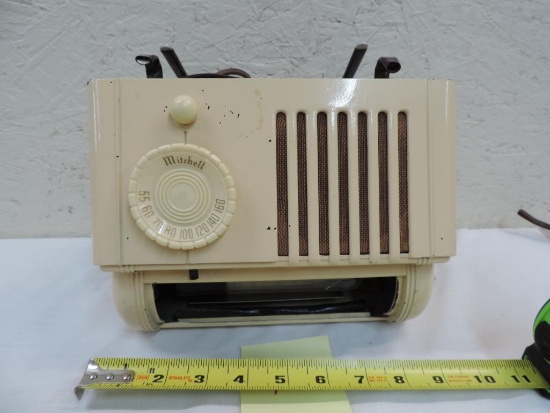 Mitchell Lullaby bed lamp radio.