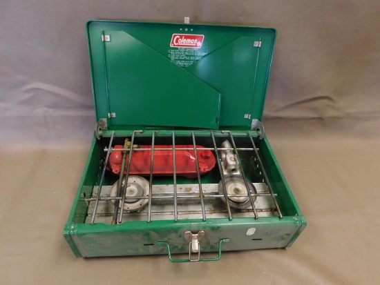Coleman 425E white gas camp stove