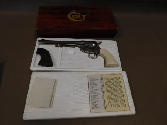 Colt - SAA Army
