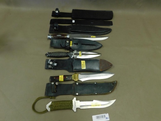 Sheath knife assortment