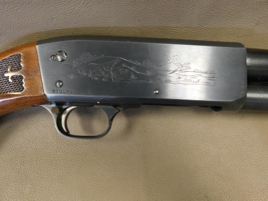 Ithaca Gun Company - 37 Featherlight
