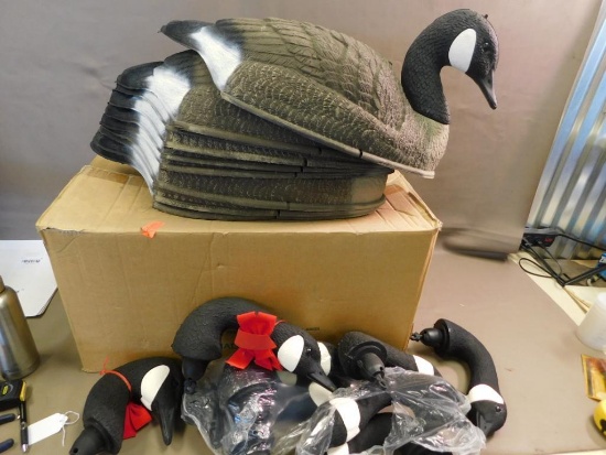 Carry-Lite goose decoys