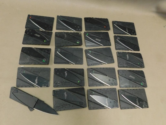 Business card folding emergency knives