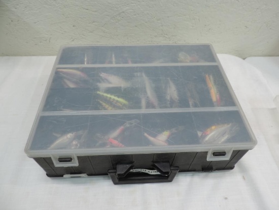 Huge assortment of Flickershads.
