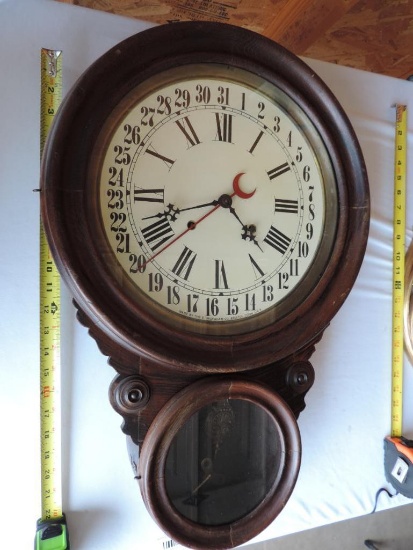 Antique Ingraham Figure 8 style chiming wall clock.
