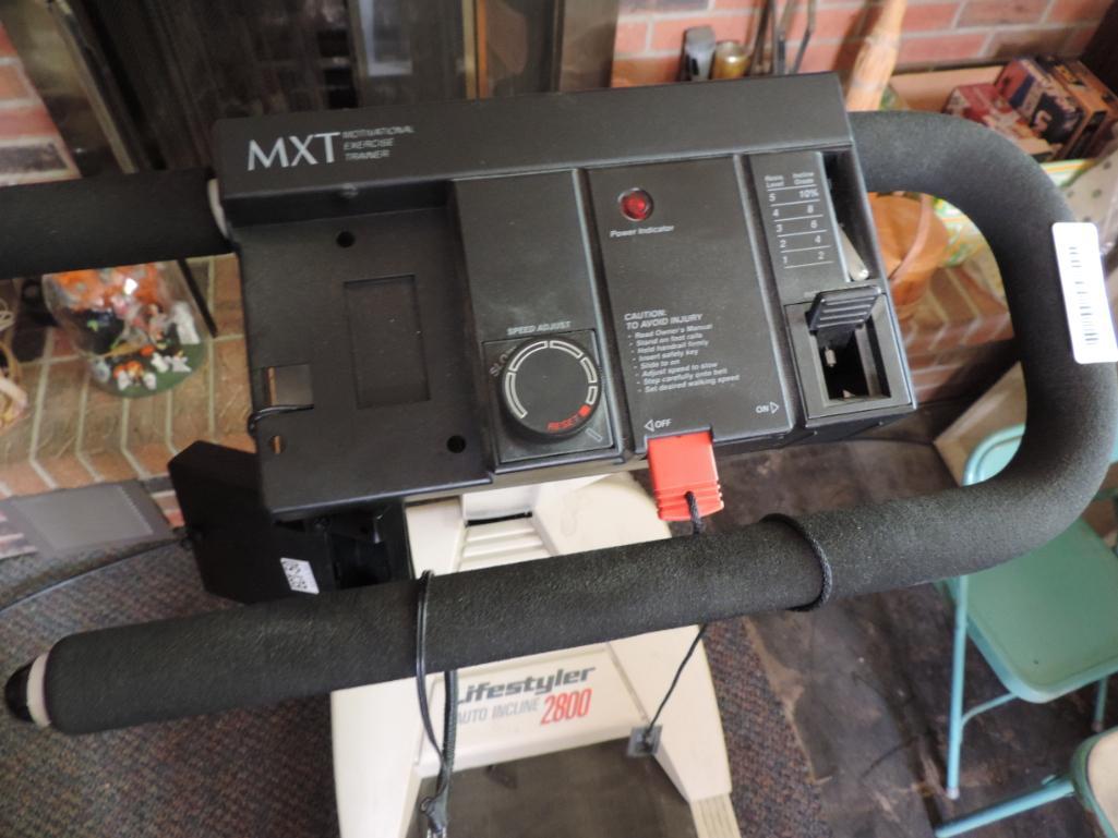 Lifestyle auto incline 2800. Proxibid