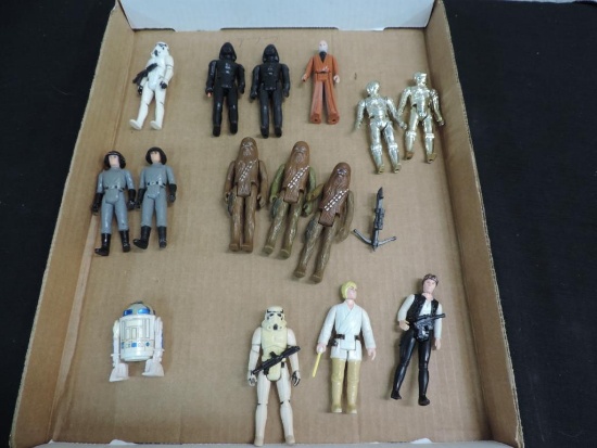 Fifteen 1977 Star Wars Figurines.