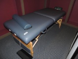 Fold up Oakworks massage table.
