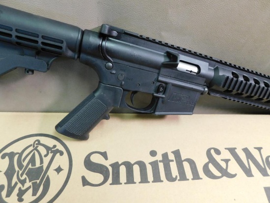 Smith & Wesson - M&P 15-22