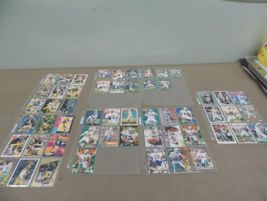 Dan Marino & Brett Favre Football Card Grouping