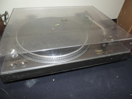Technics SL-1510 Turntable