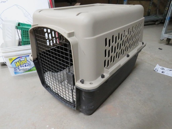 Plastic Pet Crate