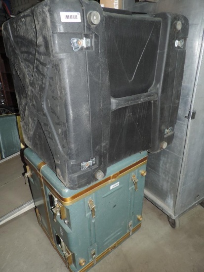 SKB Hard Plastic Case (26x28x28")