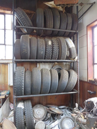 Contents of SE Tire Rack