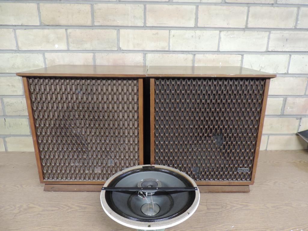 Pair of 15" Vintage Altec Lansing 420Y Speakers | Proxibid