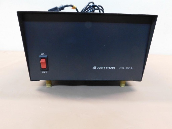 Astron RS-20A Power Supply