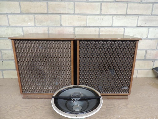 Pair of 15" Vintage Altec Lansing 420Y Speakers with Boxes