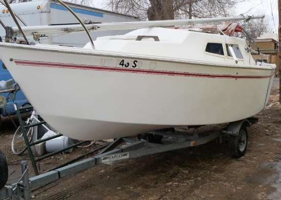 West Wight Potter 19' Sailboat with Trailer