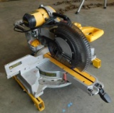 DeWalt Compound Miter Saw NO SHIPPING