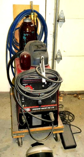 Lincoln Electric Square wave Tig 175 Welder
