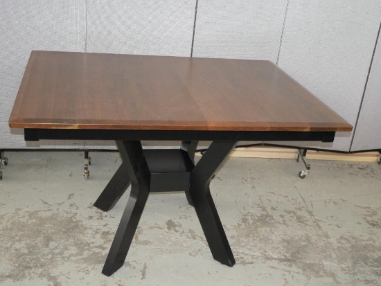 36x48" Solid Pedestal Table