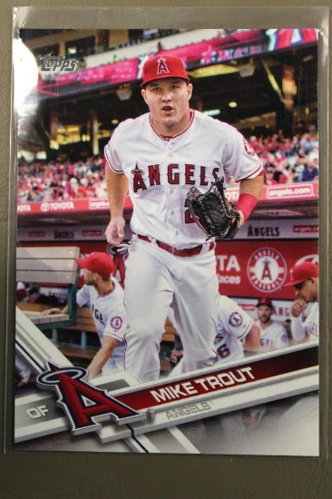 Mike Trout Topps Baseball Card