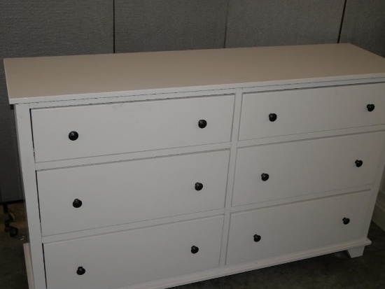 Solid 6-Drawer Dresser with Mirror