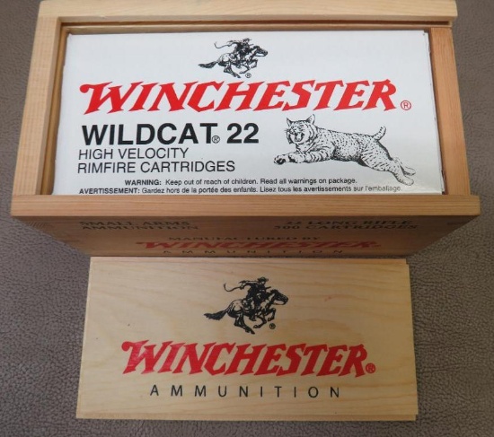 Winchester Wildcat 22 LR Ammunition in Wooden Chest