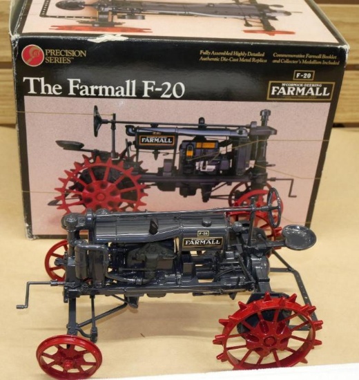 Ertl 1/16 Scale The Farmall F-20