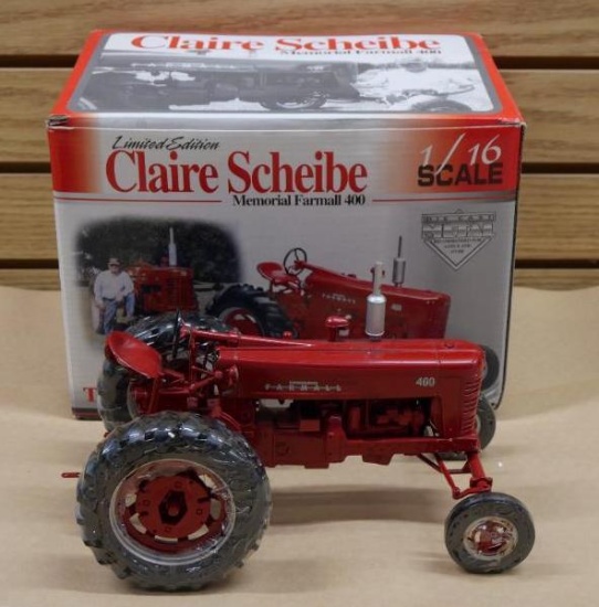 1/16 Scale Claire Scheibe Memorial Farmall 400 Tractor