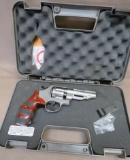 Smith & Wesson - 625 Performance Center