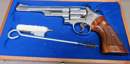 Smith & Wesson - 29