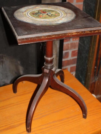 Antique Mahogany Pedestal Table