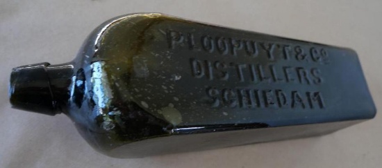 Ploopuyt & Co Distillers Scheidam Bottle