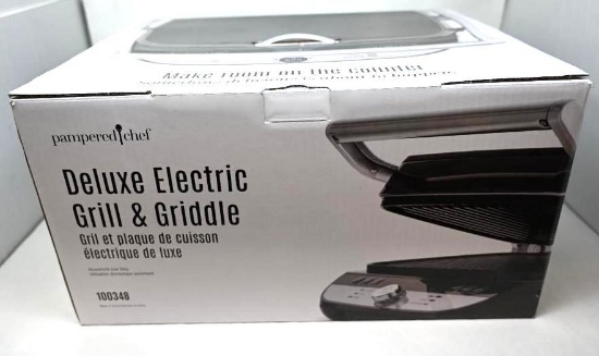 New Pampered Chef Deluxe Electric Grill & Griddle