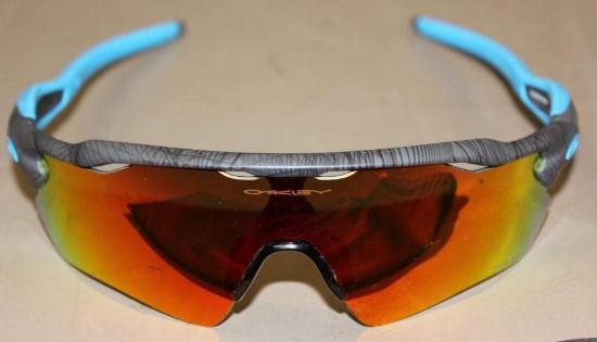 Blue Oakley Radar EV Frame with Prizm Lenses