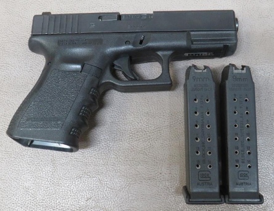 Glock 19 Gen 3 - 9MM, Pistol, SN# ECG874US