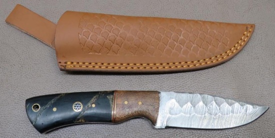 Damascus Pattern Drop Point Hunting Knife