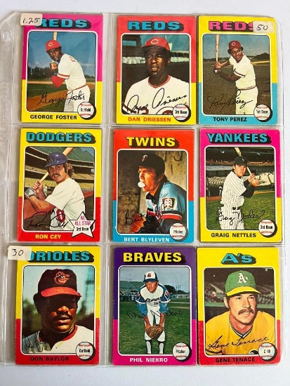 18 1975 Topps Cards