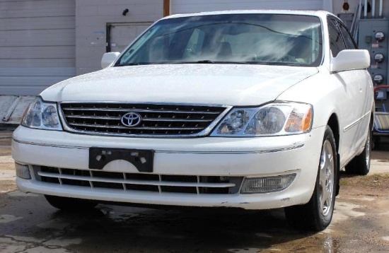 2004 Toyota Avalon XLS White with Sunroof