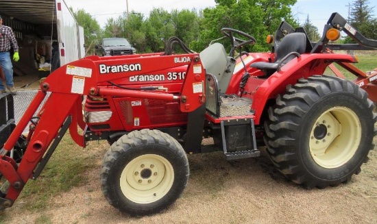 Branson 3510 Farm Tractor