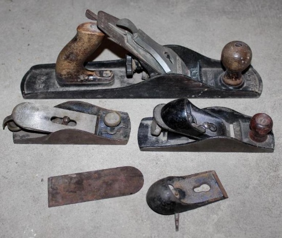Stanley Bailey No. 5 Plane and 2 Smaller Planes